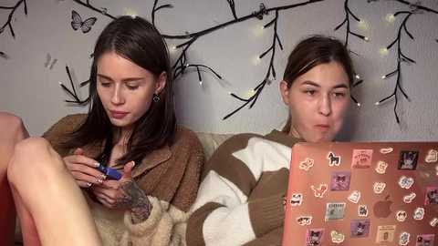 2love_love2 @ bongacams on 20251020