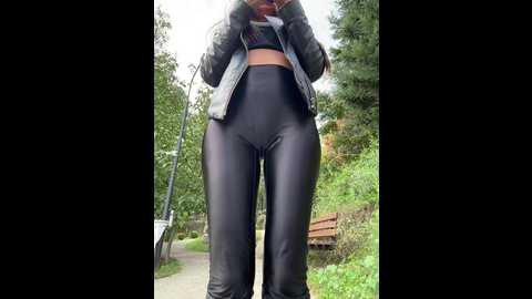 linahelen @ bongacams on 20251020