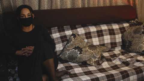 sexlove12002 @ bongacams on 20251026