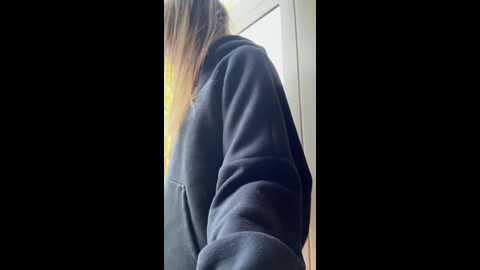 ann_den @ bongacams on 20251027