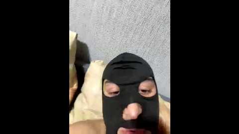 xzibitzi @ bongacams on 20251116