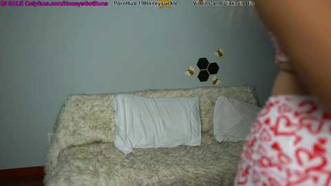 19honeysuckle @ chaturbate on 20230909