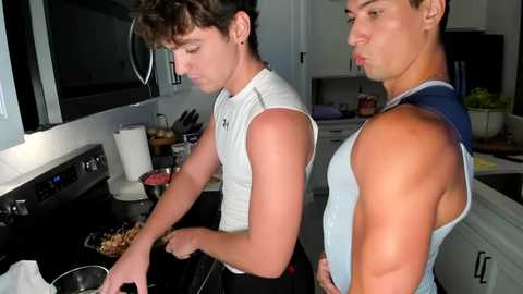 rawr_itsben @ chaturbate on 20230911