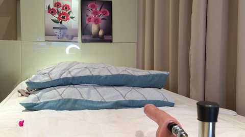 lucynuty @ chaturbate on 20230917