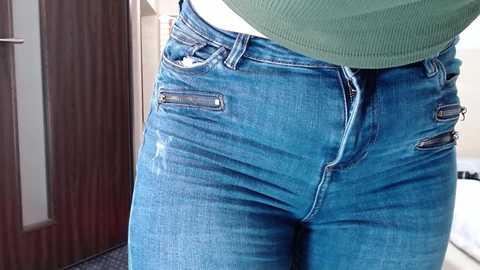 carmela_fox @ chaturbate on 20230923