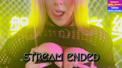 mia_cloudy @ chaturbate on 20230925