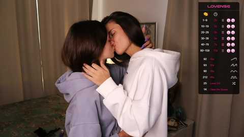 wine_on_lips @ chaturbate on 20230928