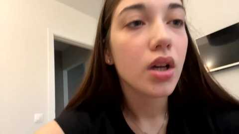 luis7777hui @ chaturbate on 20231003