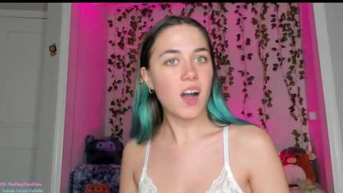 fairyinthewild @ chaturbate on 20231004