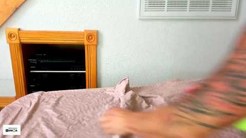 musclemama4u @ chaturbate on 20231005