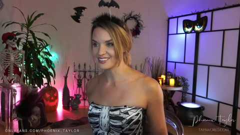 phoenix_taylor @ chaturbate on 20231007