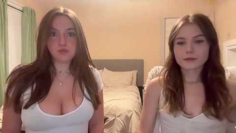 emilytaylorxo @ chaturbate on 20231009