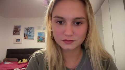 sarahsapling @ chaturbate on 20231009