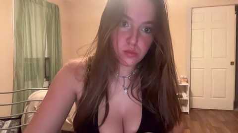 emilytaylorxo @ chaturbate on 20231012