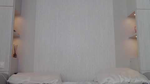 _kyllie_ @ chaturbate on 20231013