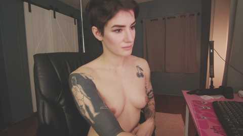 aynmarie @ chaturbate on 20231017