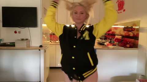 kiradivine @ chaturbate on 20231019