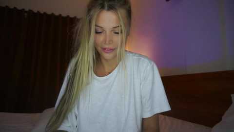 touch_me_if_you_can @ chaturbate on 20231020