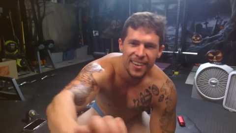 browneyedmuscleboy32