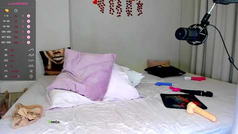 lissa_wayne @ chaturbate on 20231022