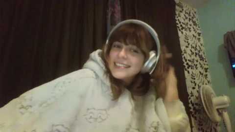 freakynaomi @ chaturbate on 20231027