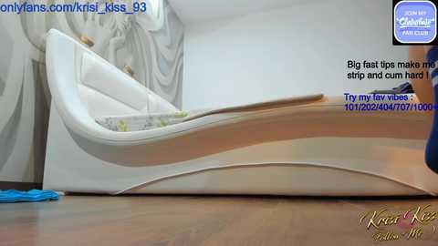 krisi_kiss @ chaturbate on 20231101
