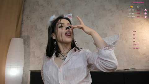 emiliacourtney @ chaturbate on 20231102