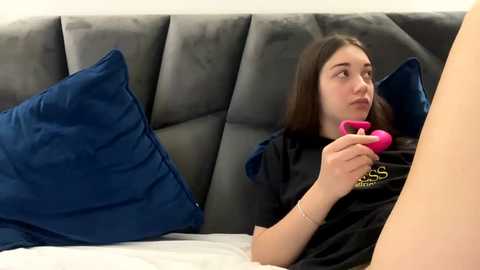 luis7777hui @ chaturbate on 20231111