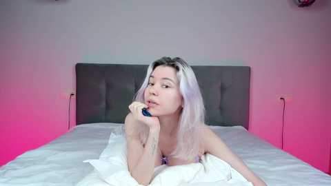 urloveet @ chaturbate on 20231116