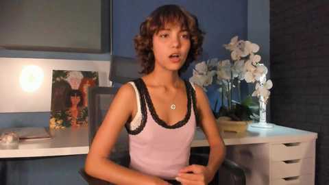 lenaelisabeth @ chaturbate on 20231117