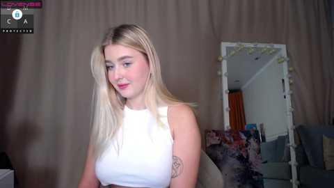 cute18cute @ chaturbate on 20231120
