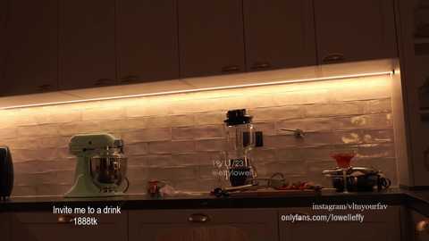 effylowell_ @ chaturbate on 20231120