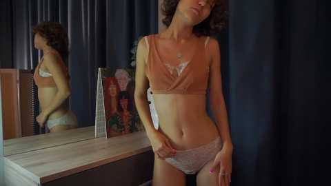 lenaelisabeth @ chaturbate on 20231212