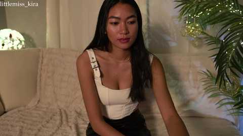 littlemiss_kira @ chaturbate on 20231214