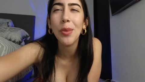 _gummies15 @ chaturbate on 20231220