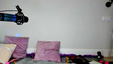 lissa_wayne @ chaturbate on 20231220