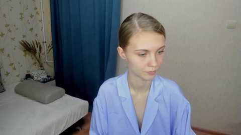 phoebepaw @ chaturbate on 20231221