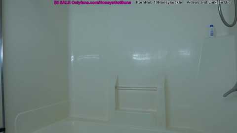 19honeysuckle @ chaturbate on 20240103