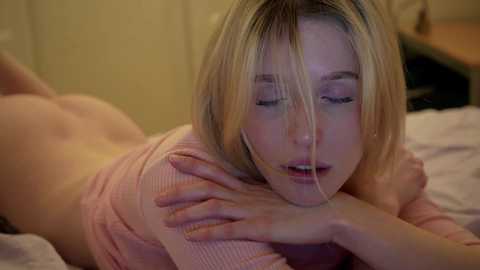 ellaa91 @ chaturbate on 20240105