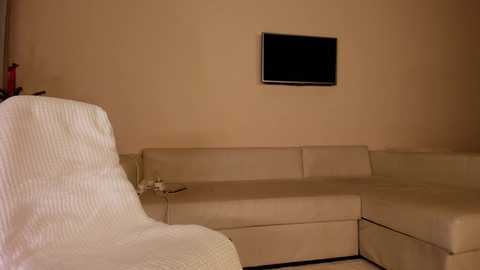 hollyextra @ chaturbate on 20240106