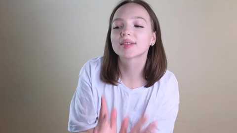 elianareynolds @ chaturbate on 20240108