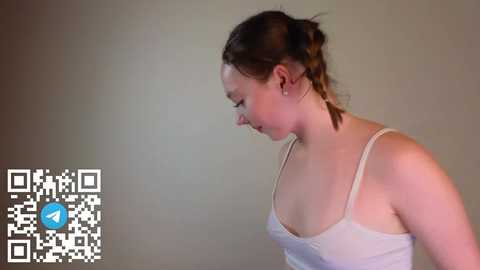 elianareynolds @ chaturbate on 20240109