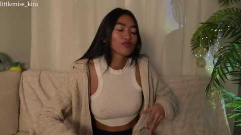 littlemiss_kira @ chaturbate on 20240111