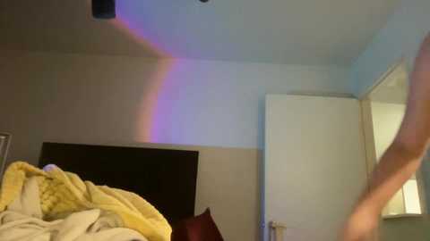 hotandhornyhannah @ chaturbate on 20240112