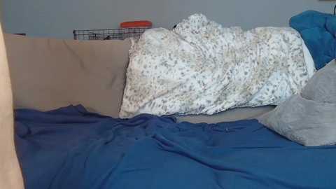 petitepaigey @ chaturbate on 20240129