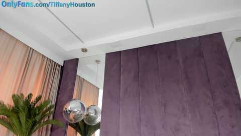 tiffanyhouston_ @ chaturbate on 20240222