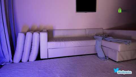 hollyextra @ chaturbate on 20240402