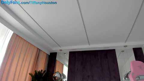 tiffanyhouston_ @ chaturbate on 20240405