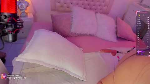 charlottejackson @ chaturbate on 20240920