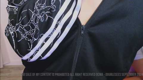 doublesees @ chaturbate on 20240920